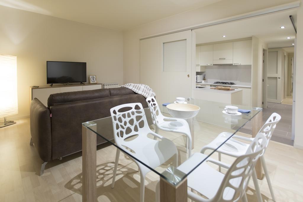 Bravissimo Cort Reial-3A Apartment Girona Ngoại thất bức ảnh